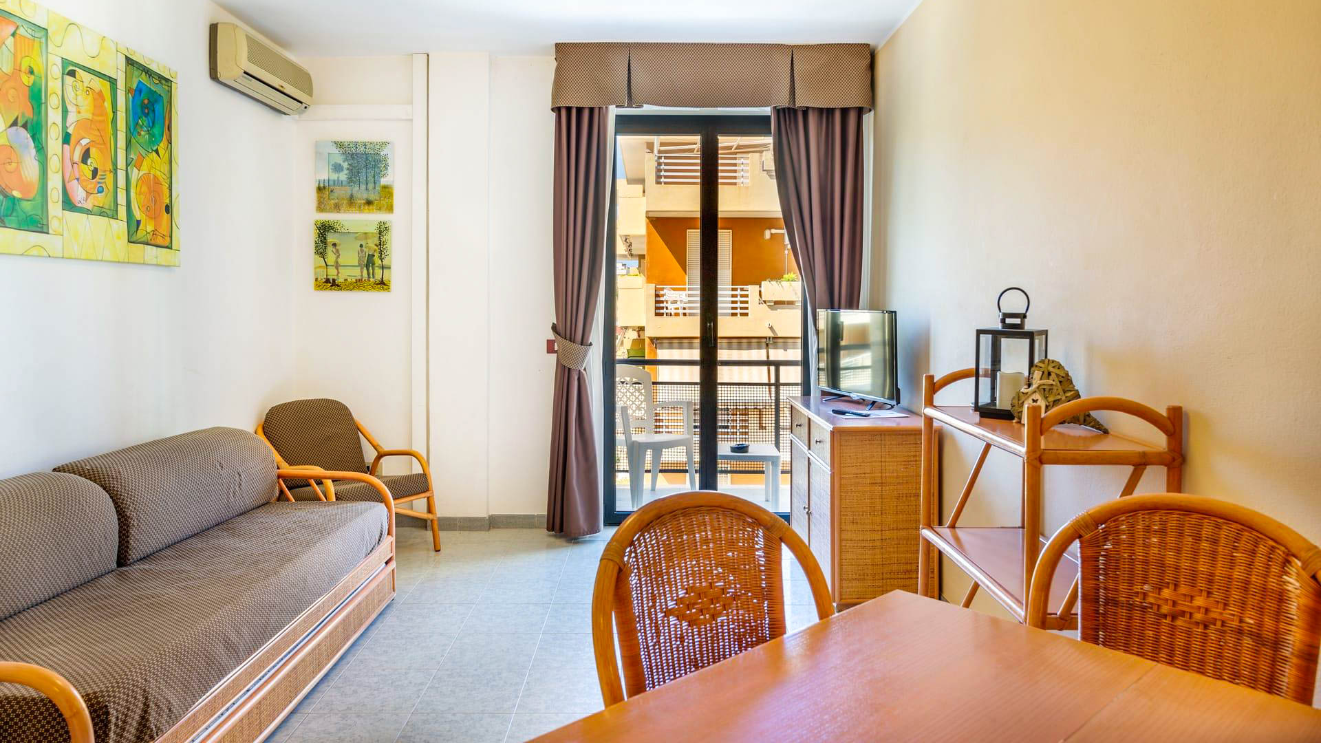 Rina Hotel