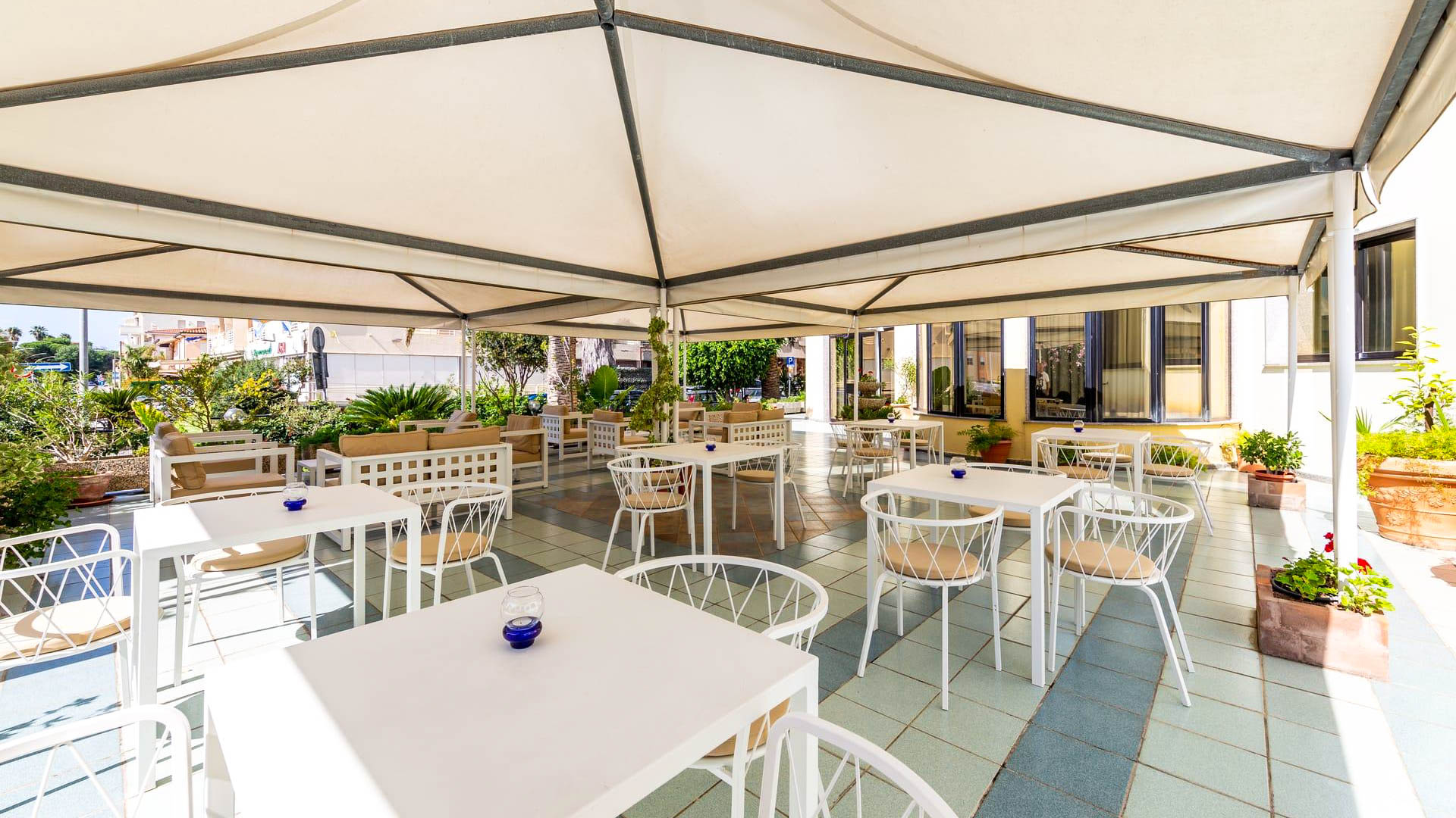 Rina Hotel