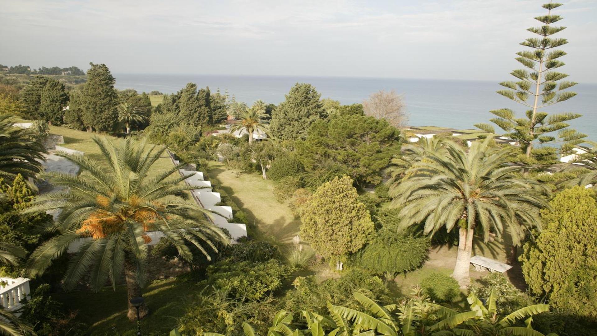 Villaggio Labranda Rocca Nettuno