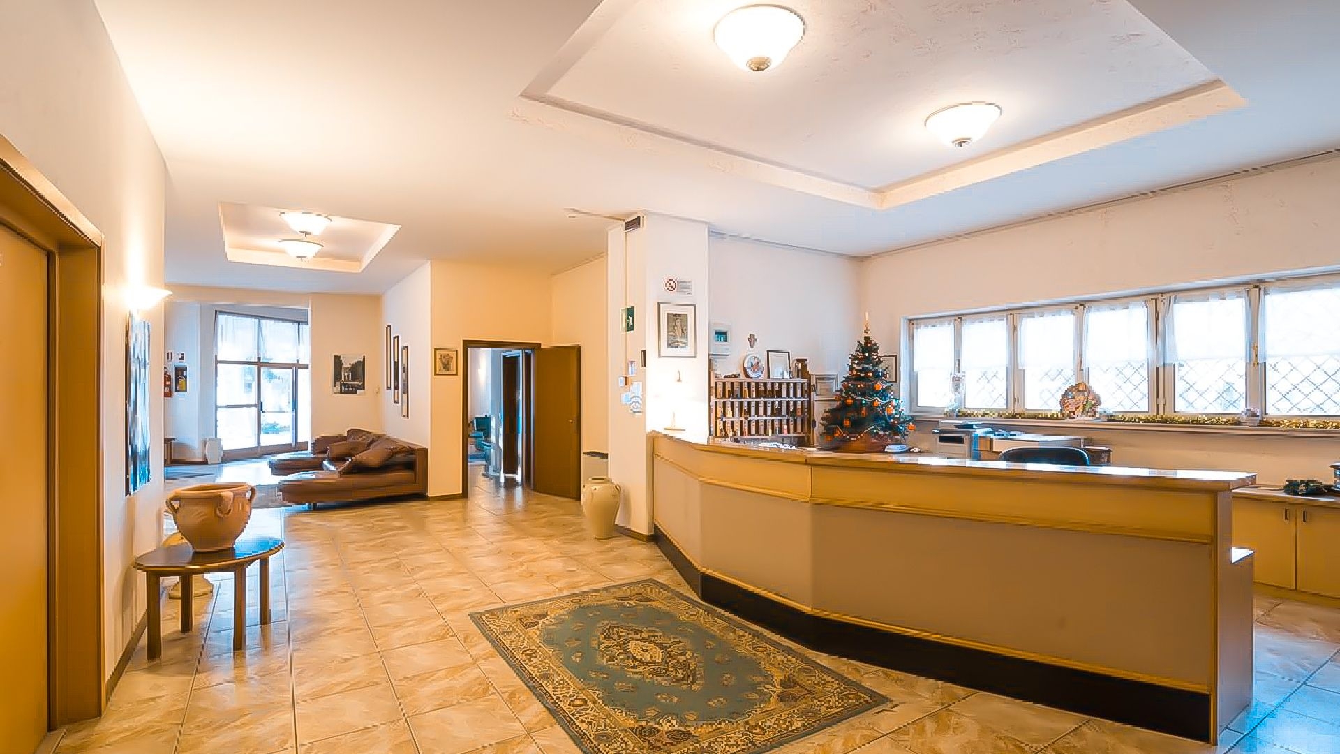 Royal Hotel Paolino