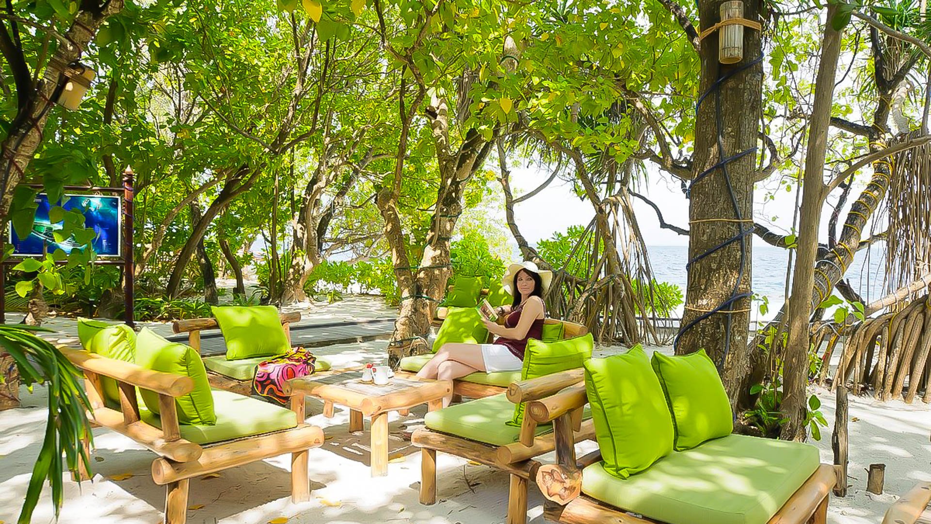 Royal Island Resort & Spa