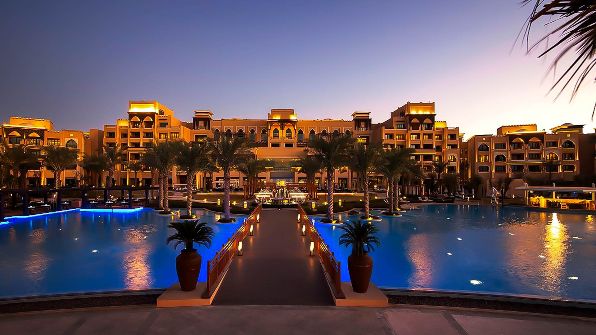 Saadiyat Rotana Resort & Villas