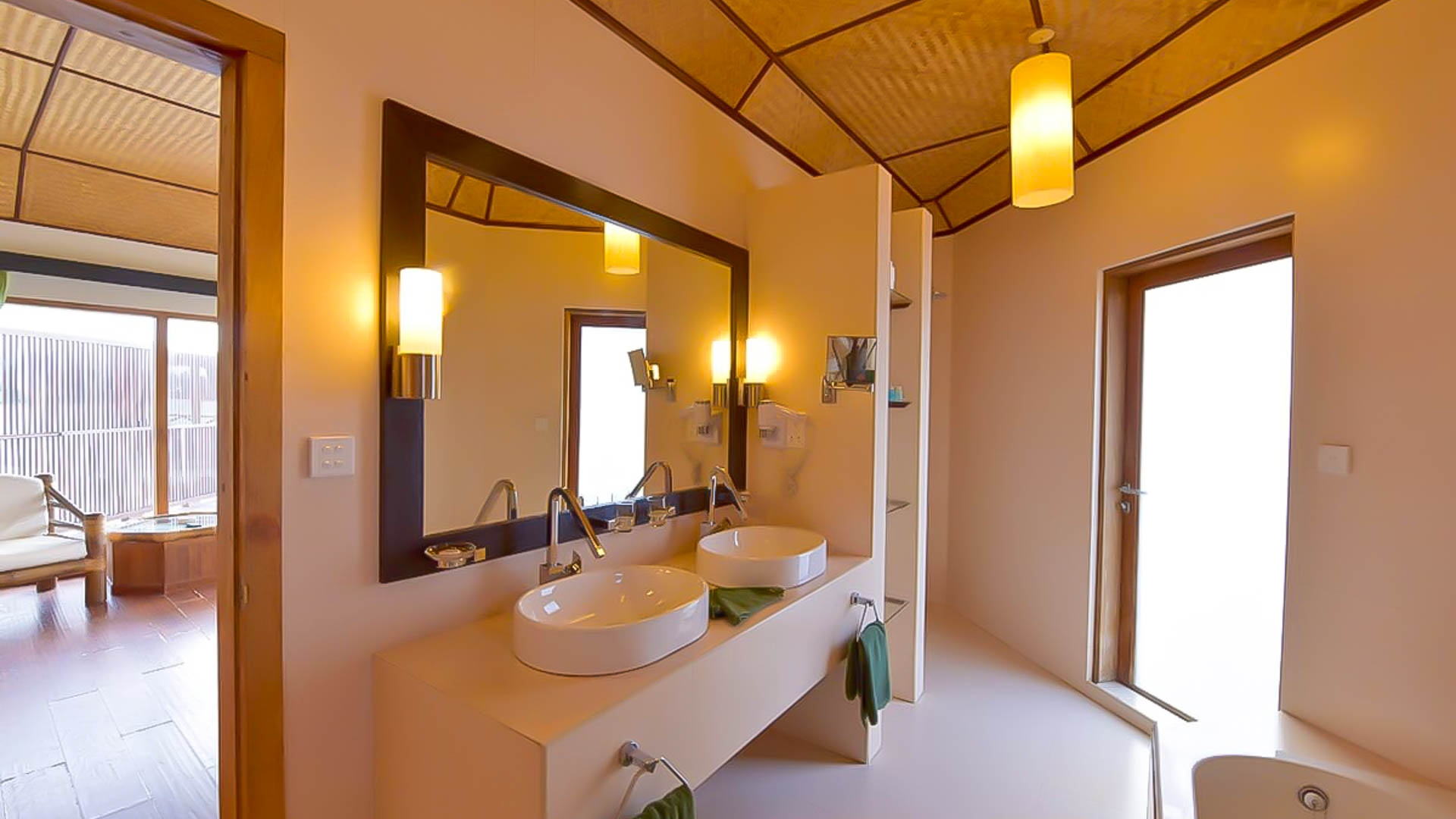 Safari Island Resort & Spa