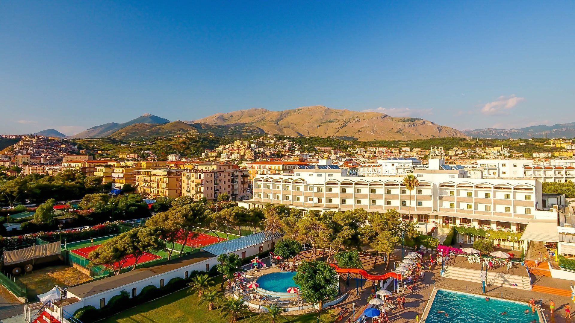 Santa Caterina Village