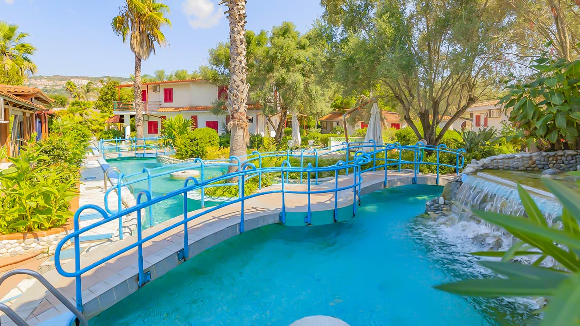 Sayonara Hotel Club Village