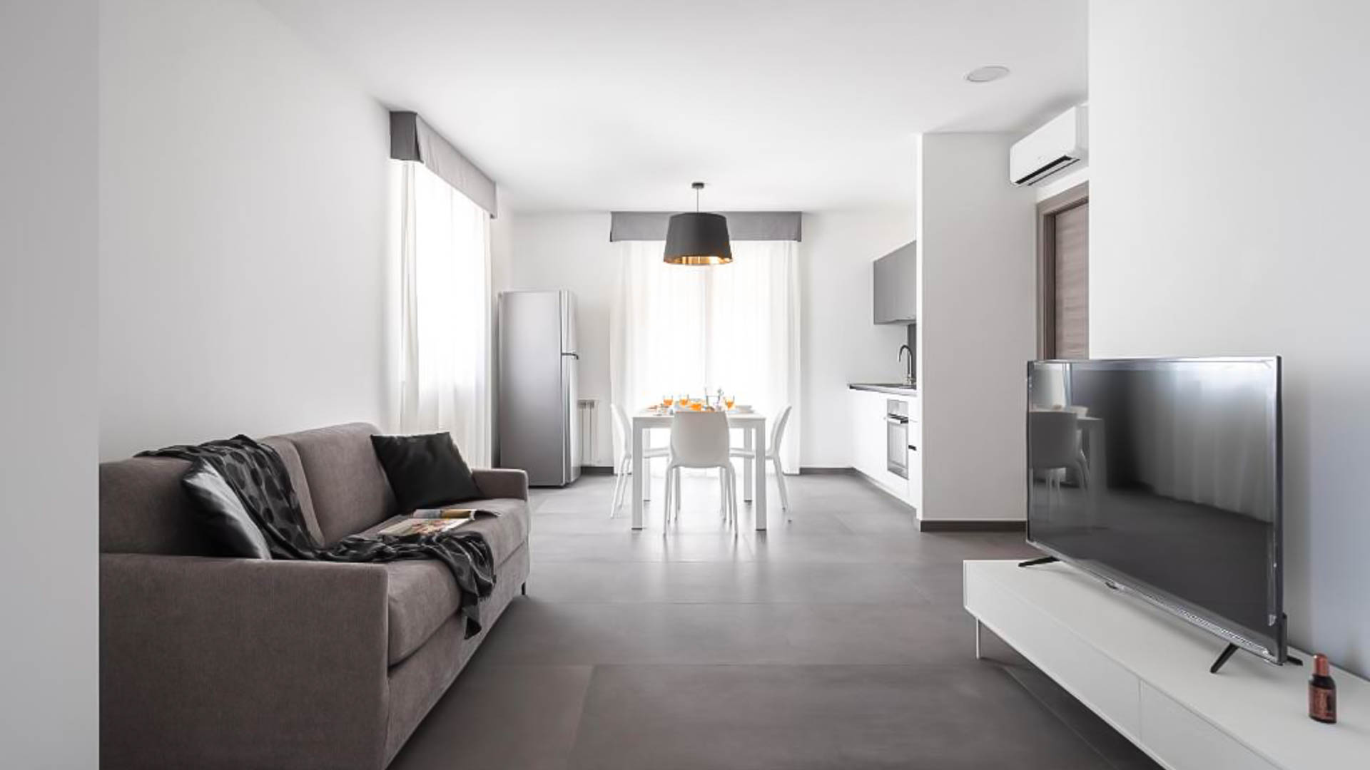 Seaside Apartments