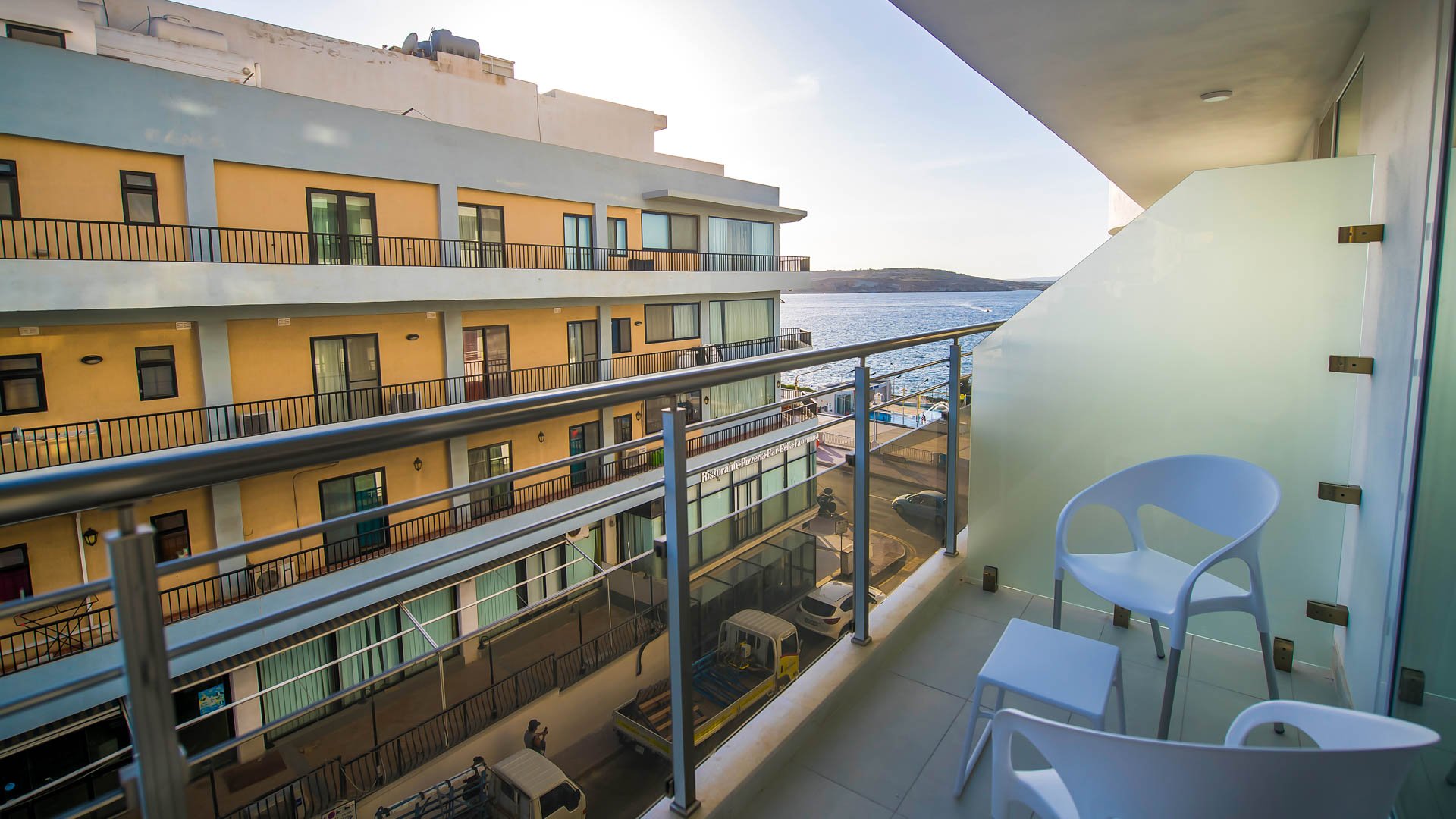 SeaView Hotel