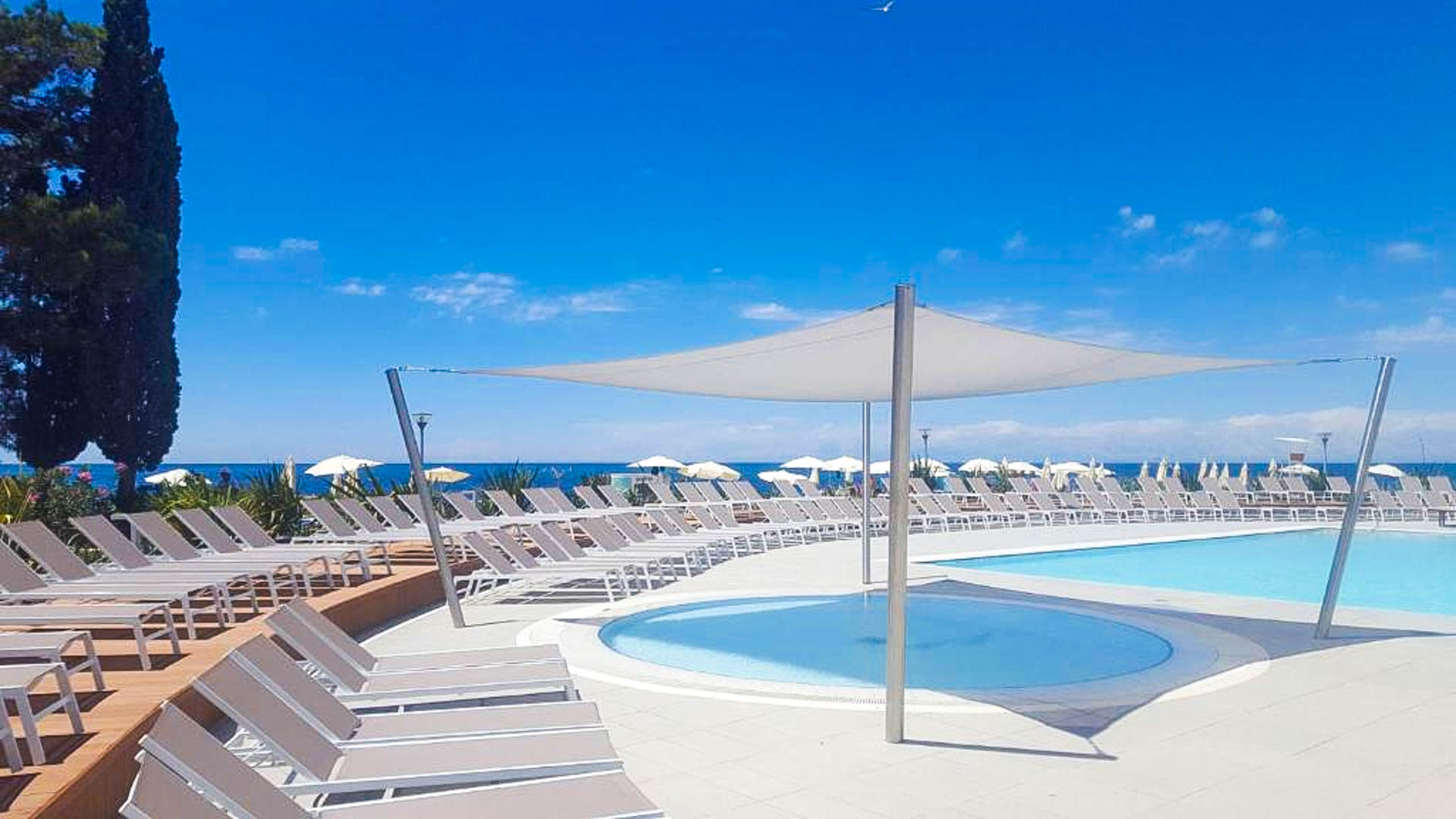 Sol Sipar For Plava Laguna