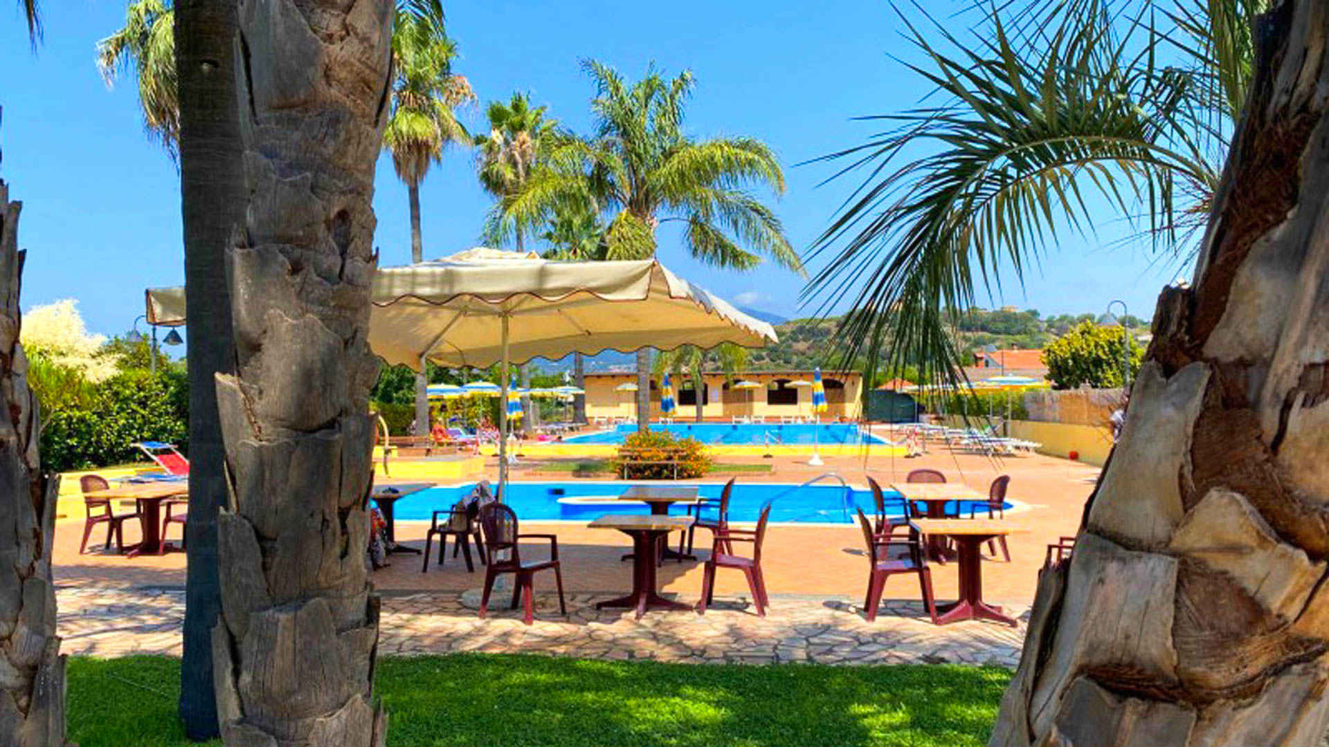 Solone Beach Resort