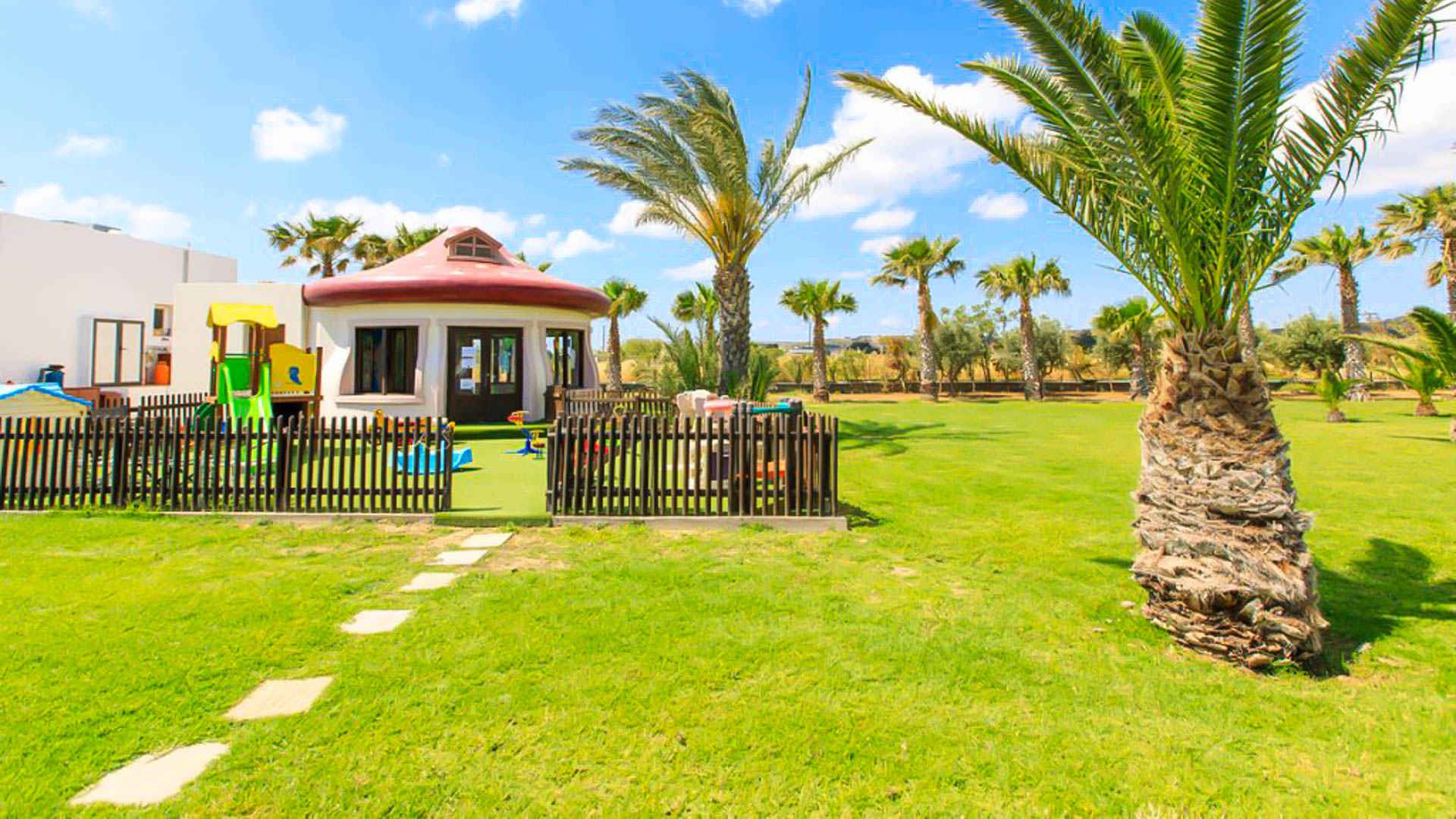 Sovereign Beach Hotel