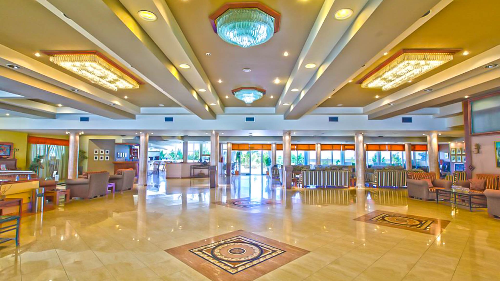 Sovereign Beach Hotel