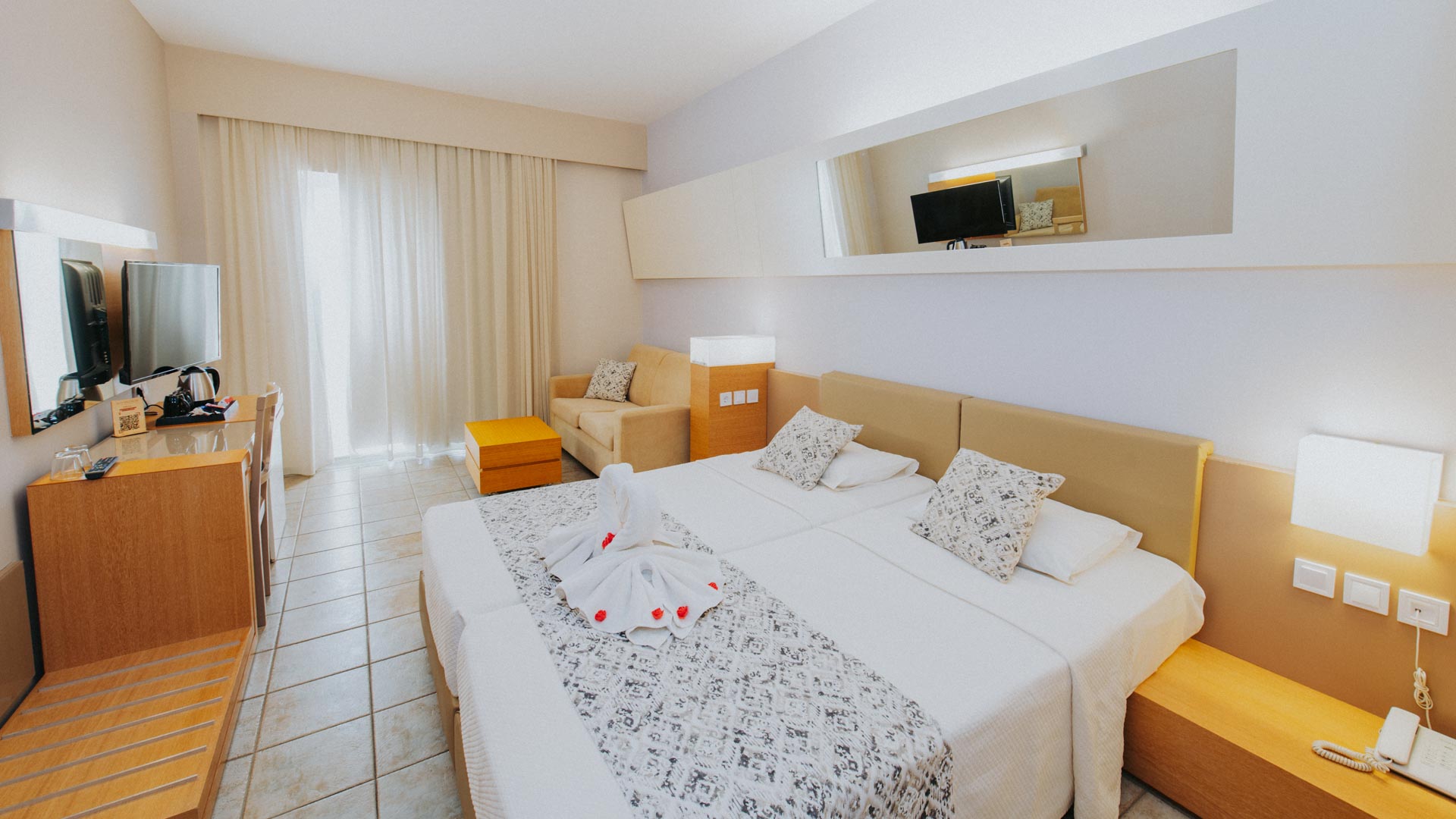 Sovereign Beach Hotel