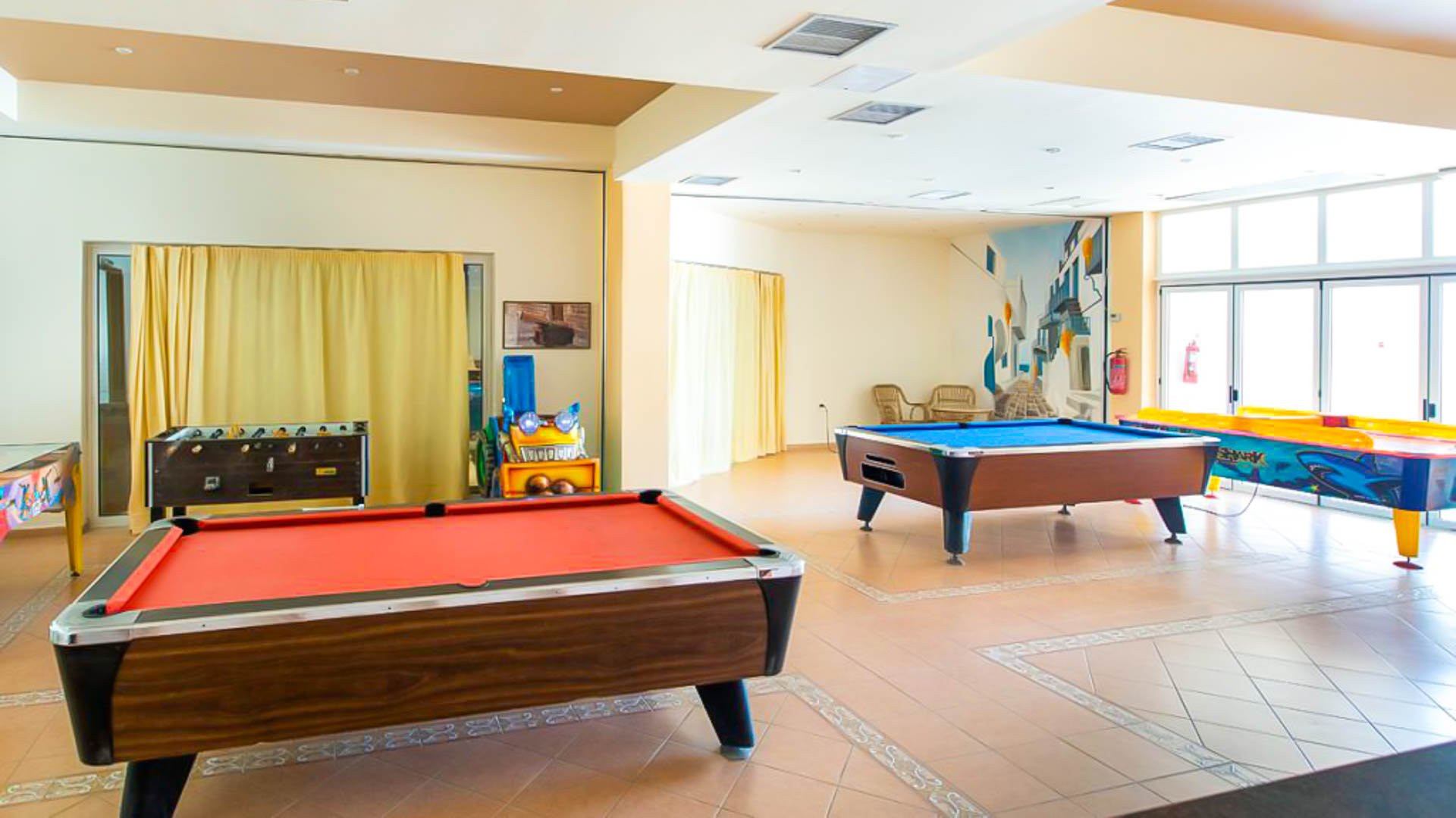 Sovereign Beach Hotel