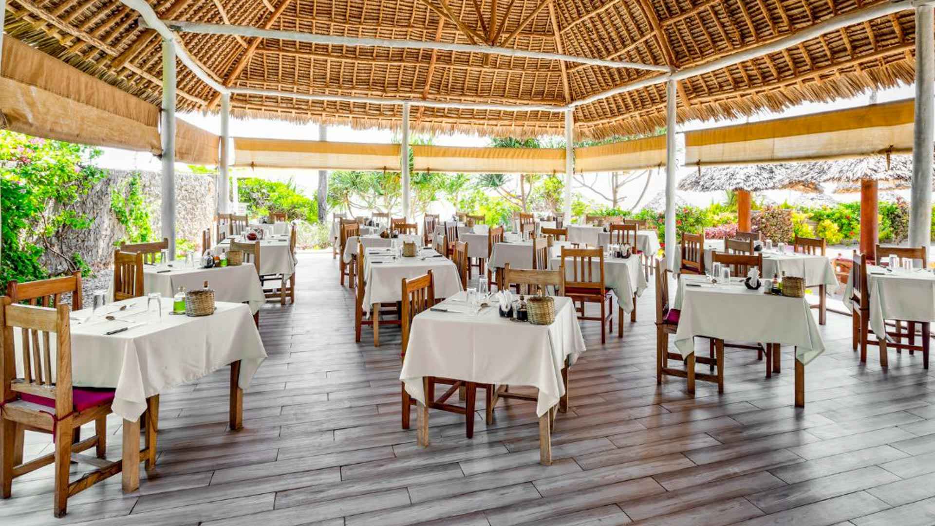 Sun Bay Mlilile Beach Hotel