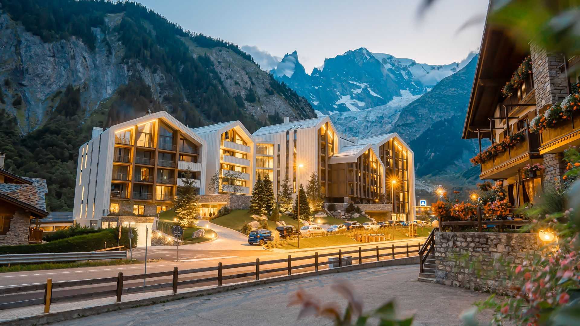 TH Courmayeur