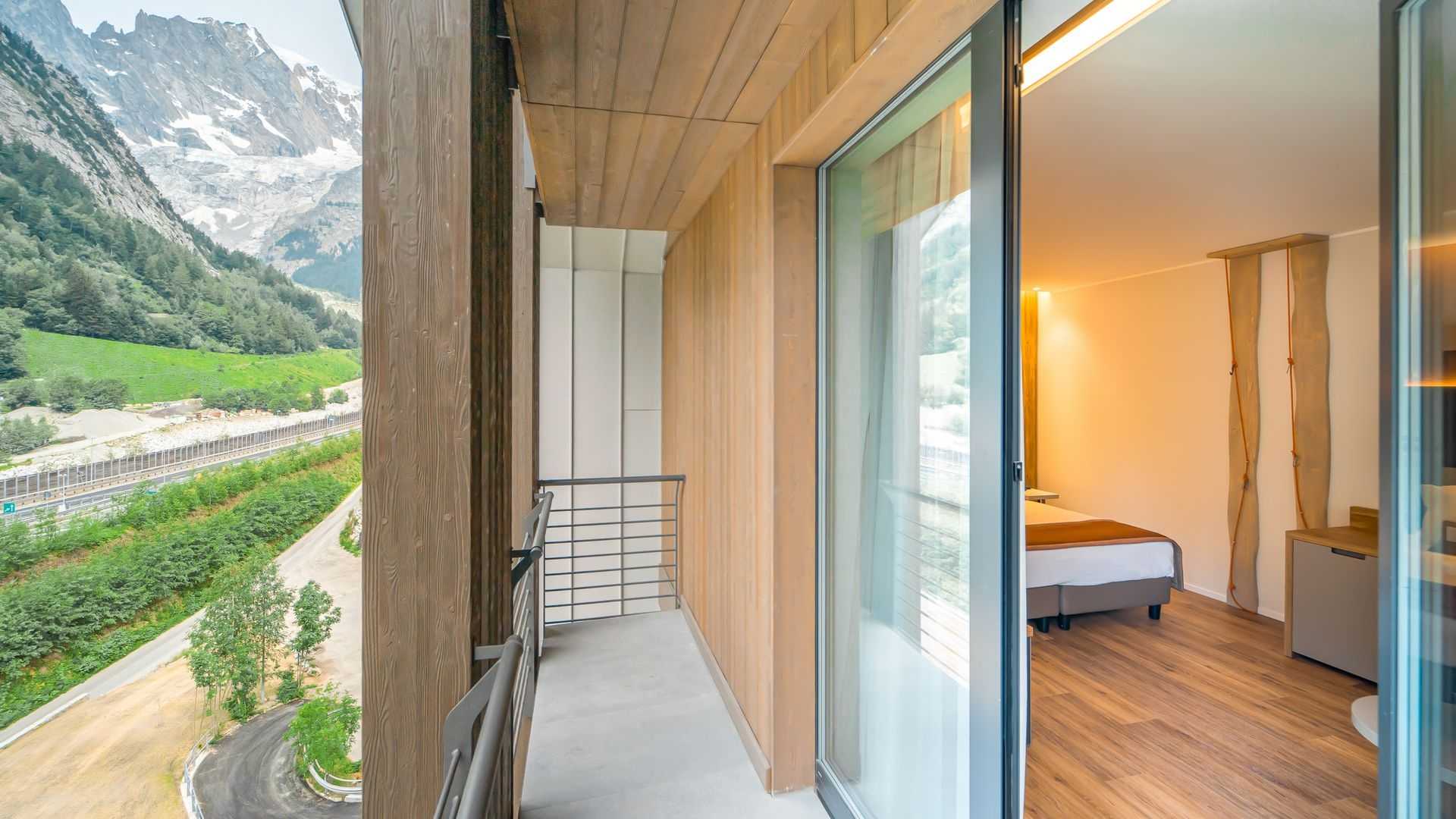 TH Courmayeur