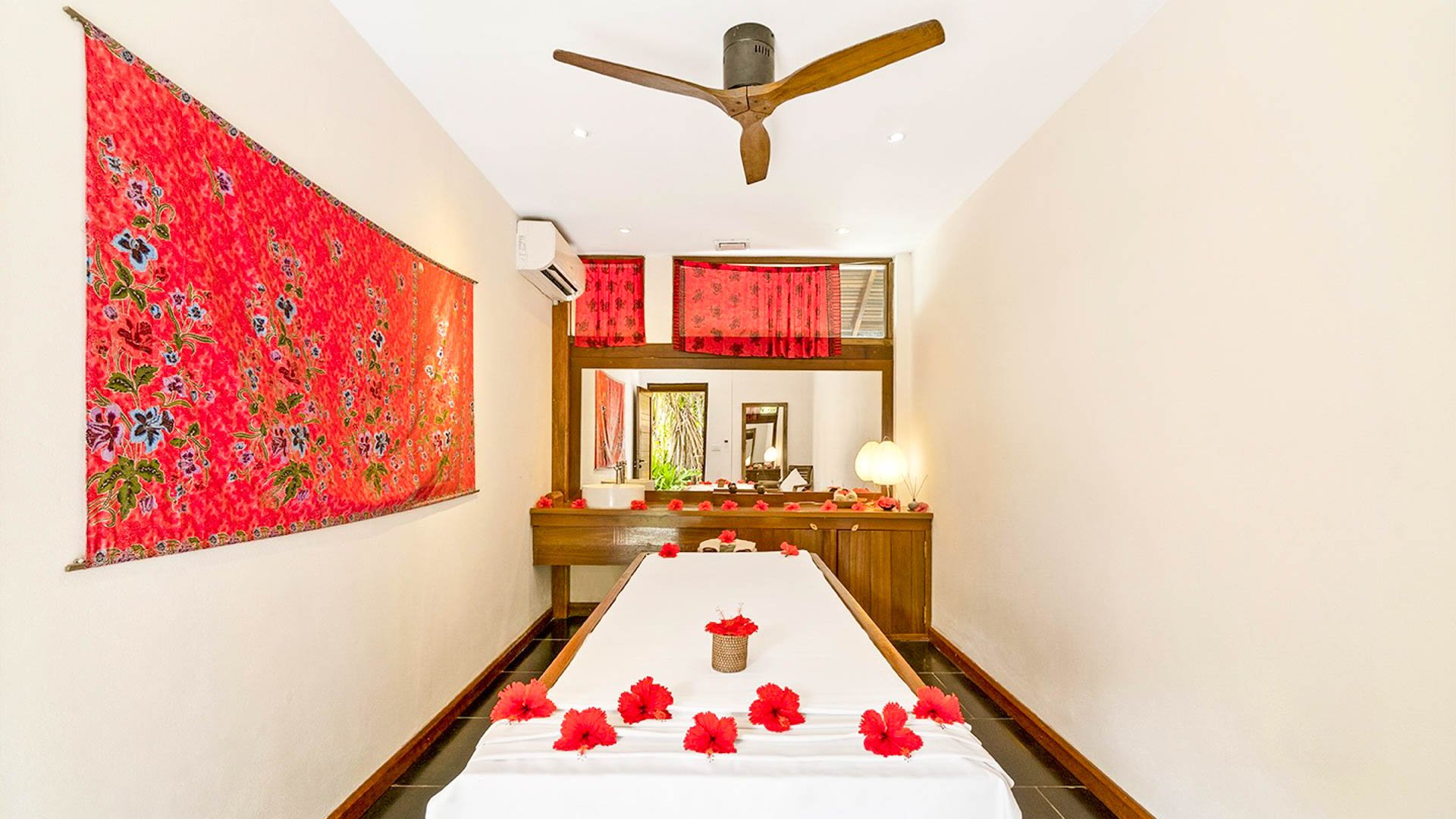 The Barefoot Eco Resort