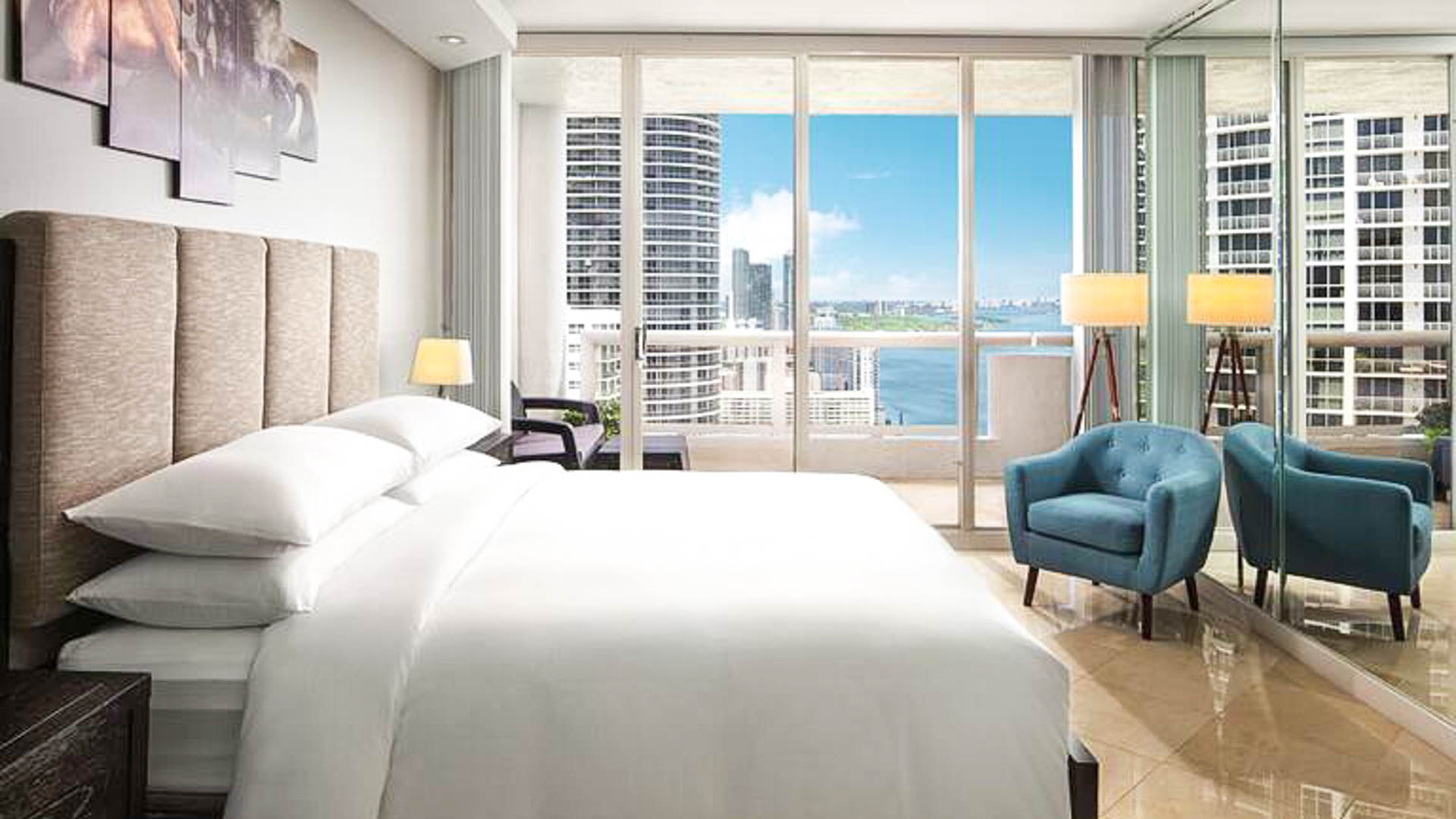 Doubletree By Hilton Grand Hotel Biscayne Bay