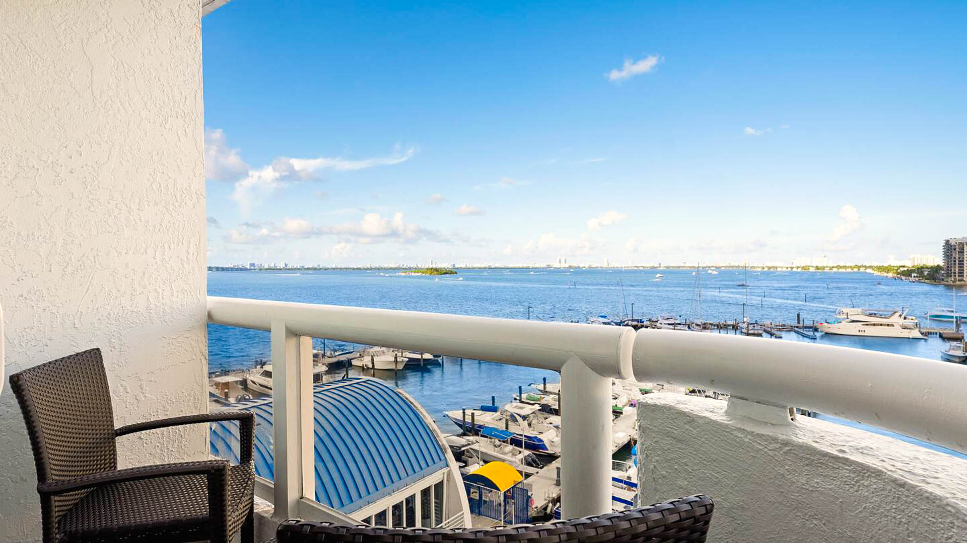 Doubletree By Hilton Grand Hotel Biscayne Bay