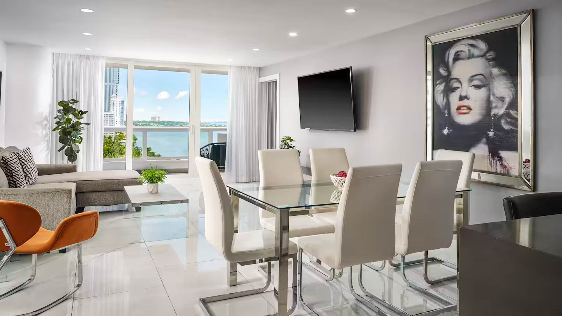 Doubletree By Hilton Grand Hotel Biscayne Bay