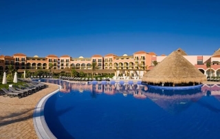 Ocean Coral & Turquesa Beach Resort