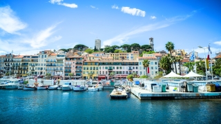 Tour Costa Azzurra, profumo di mare e di fiori con Pullman da Milano