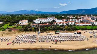 Baila Domizia Resort
