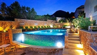 BOUTIQUE HOTEL BOL 