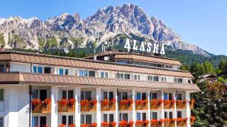 Hotel Alaska