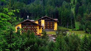 Hotel Shandranj