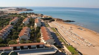 Kamarina Resort