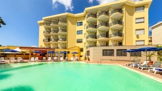 Rina Hotel 