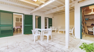 Specchiulla Flat