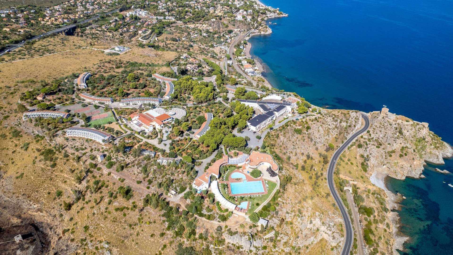 Hotel & Resort Torre Normanna