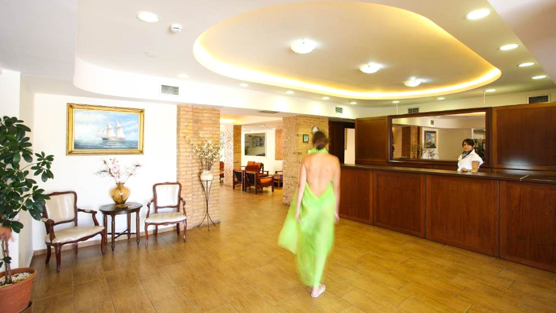 Triton Hotel
