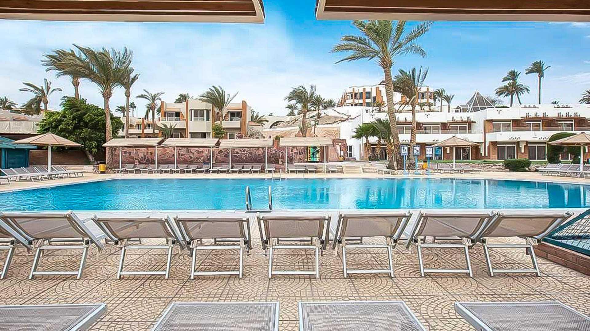Pyramisa Beach Resort