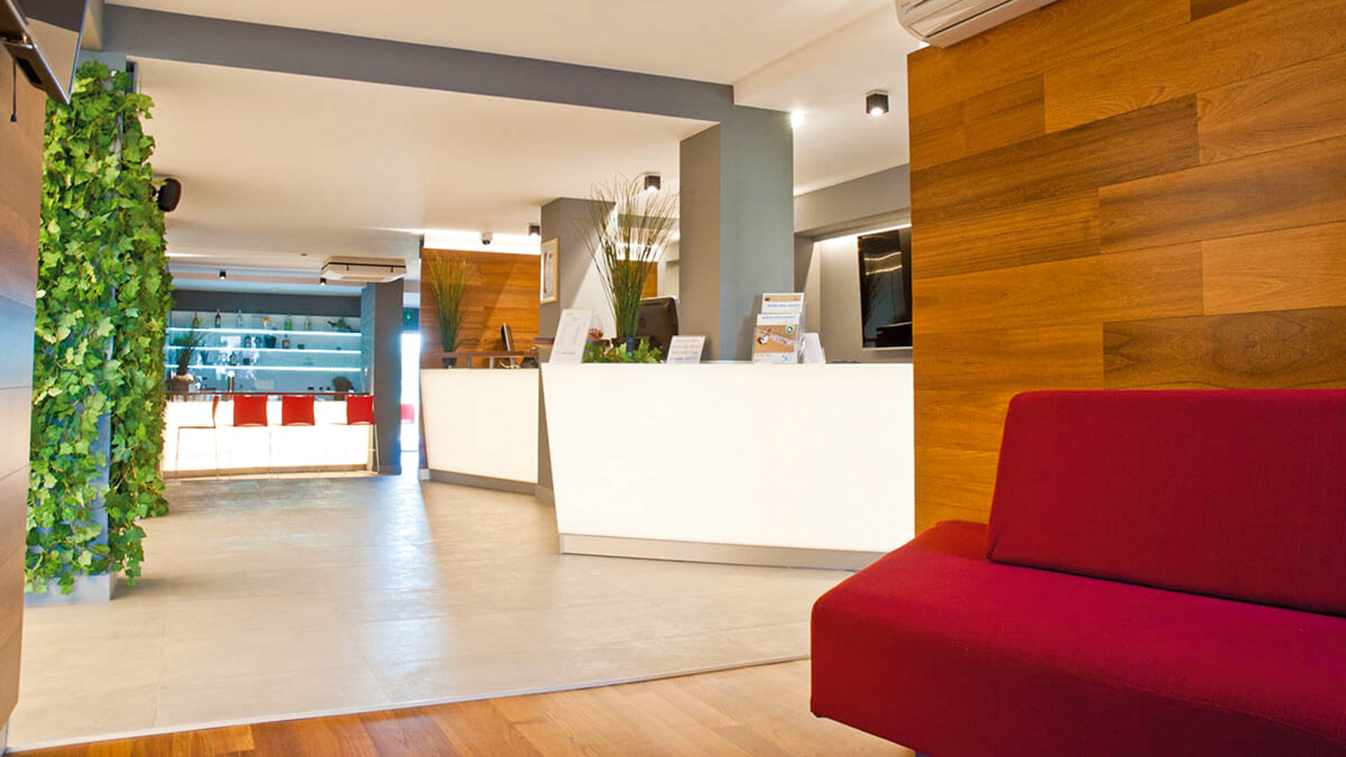 VELI MEL SUNNY HOTEL 