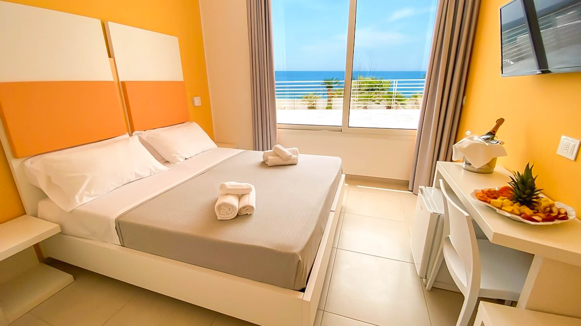 L'Isola di Pazze Hotel Resort