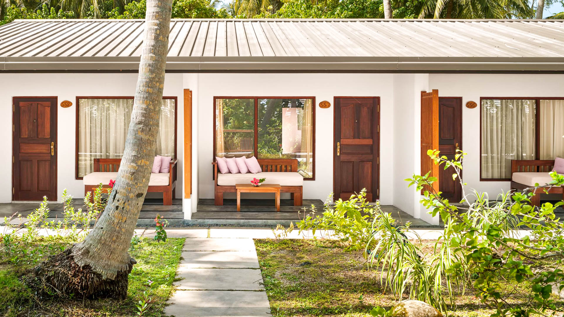 Villa Park Sun Island