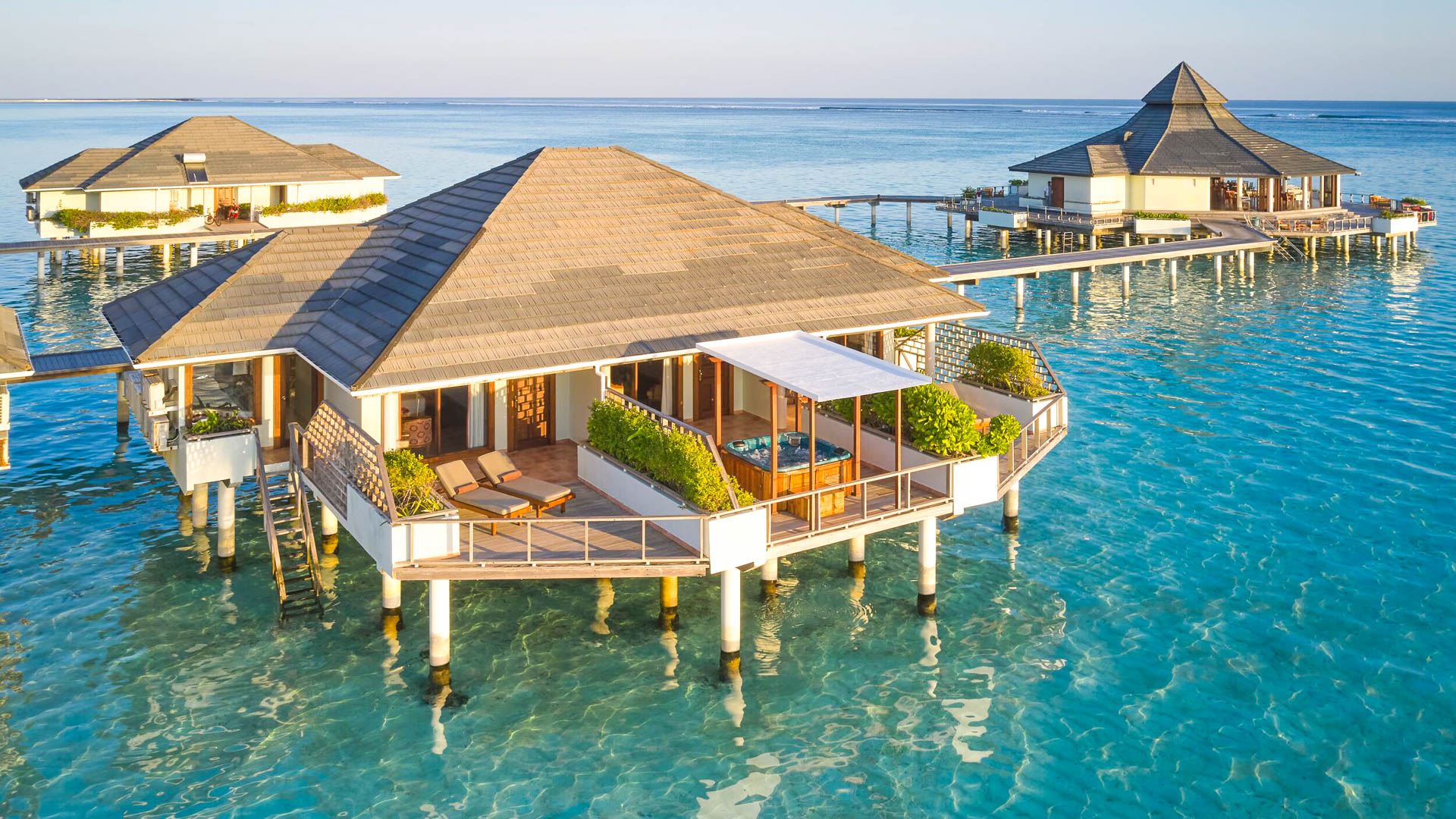 Villa Park Sun Island