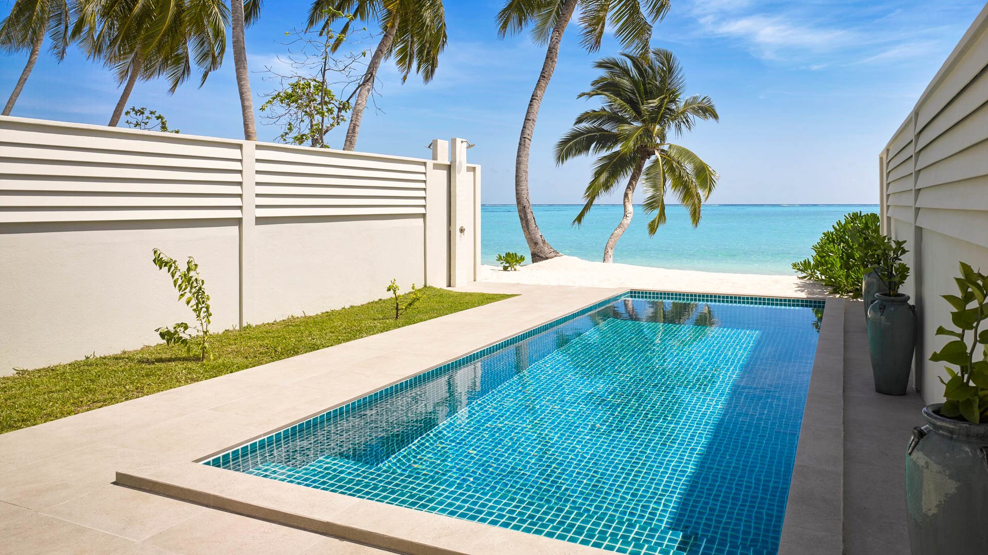 Villa Park Sun Island