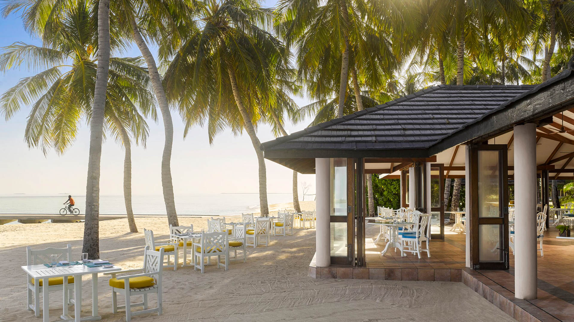 Villa Park Sun Island