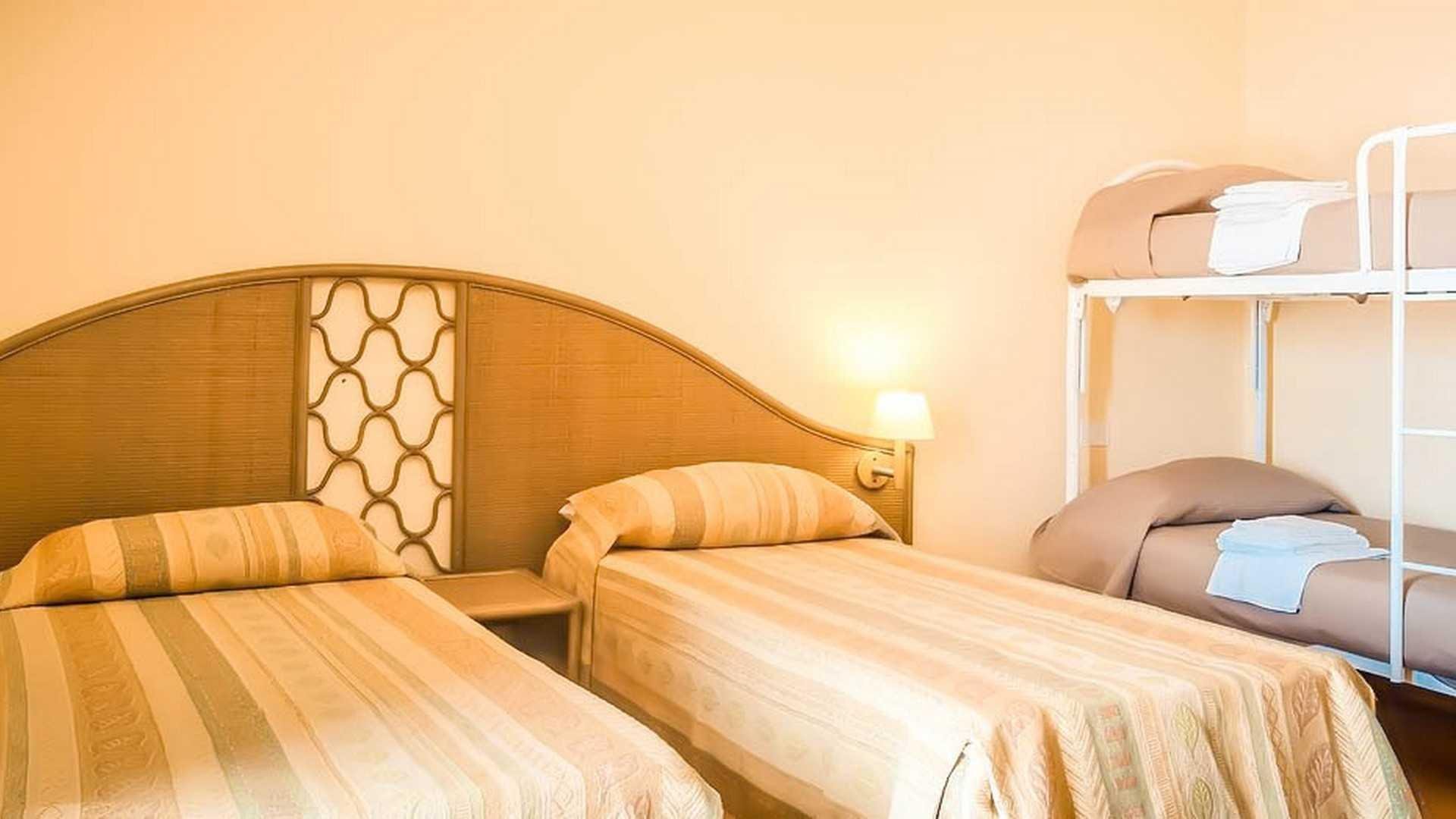 Villaggio Porto Rhoca