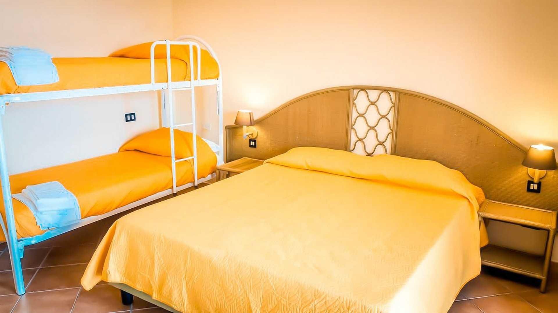 Villaggio Porto Rhoca