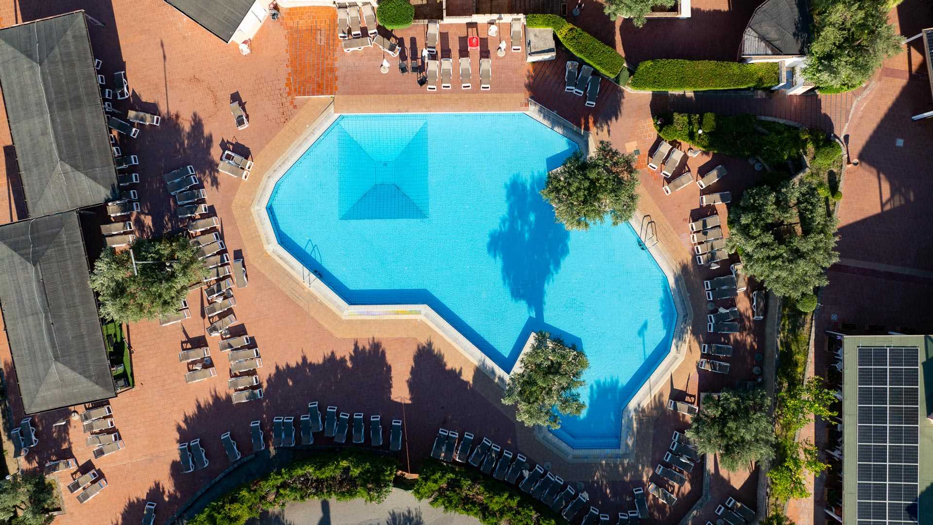 Villaggio Porto Rhoca