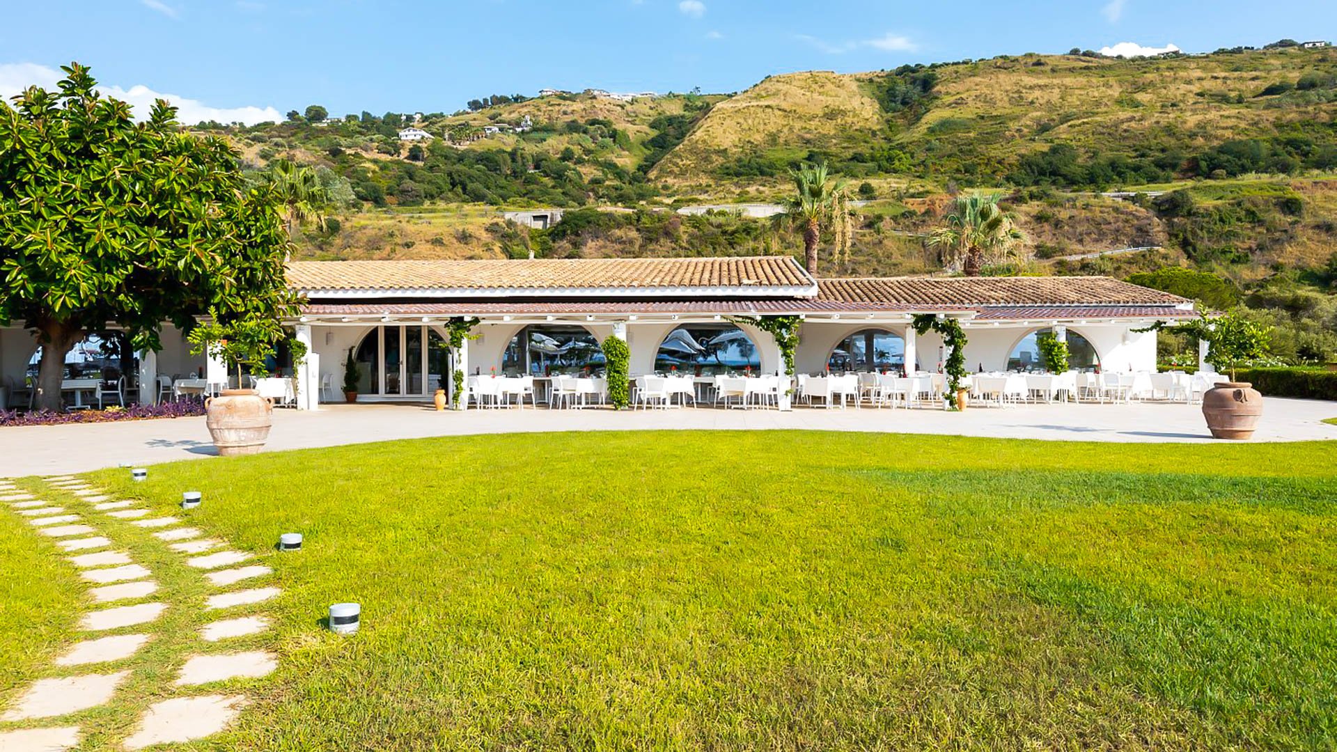 VOI Essentia Tropea Beach Resort
