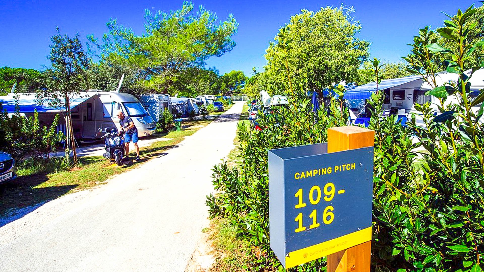 ZATON HOLIDAY RESORT mh