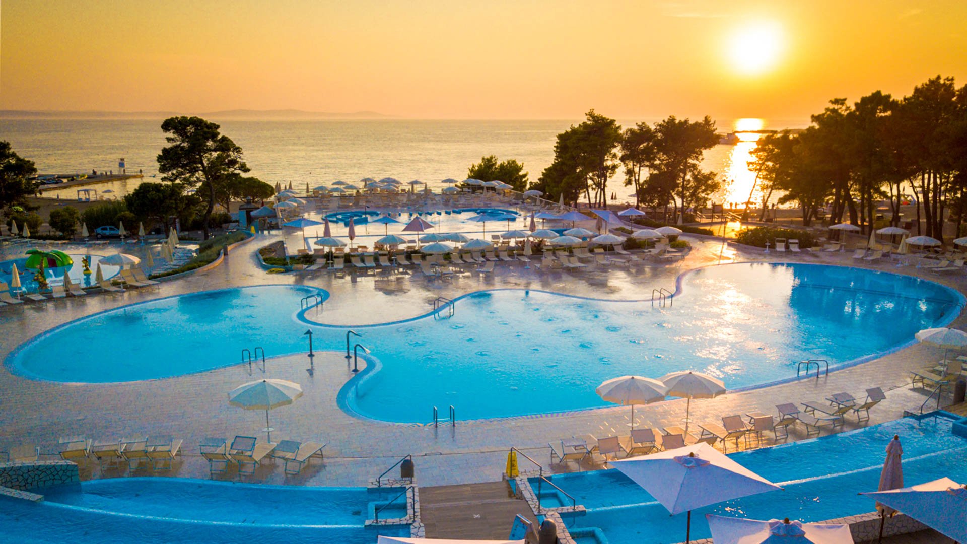 ZATON HOLIDAY RESORT mh