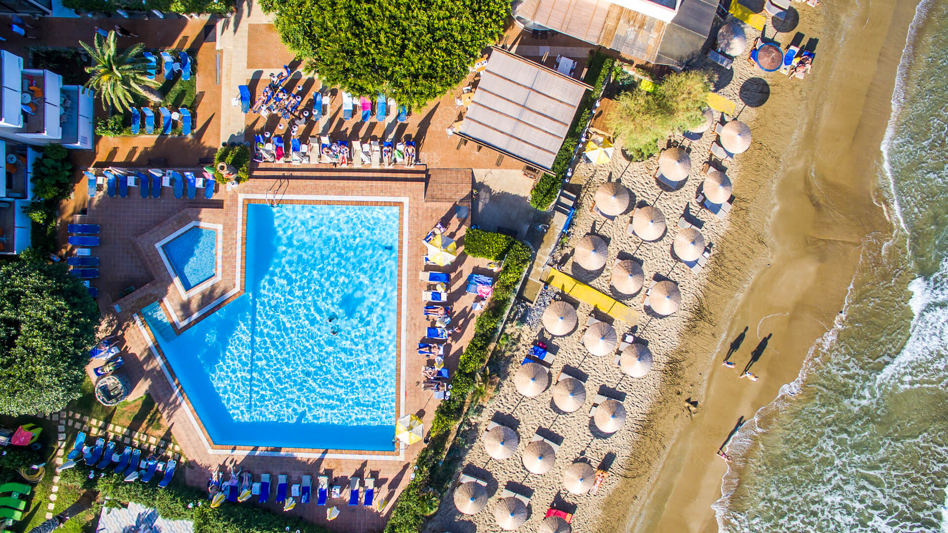 Zephyros Beach Boutique Hotel